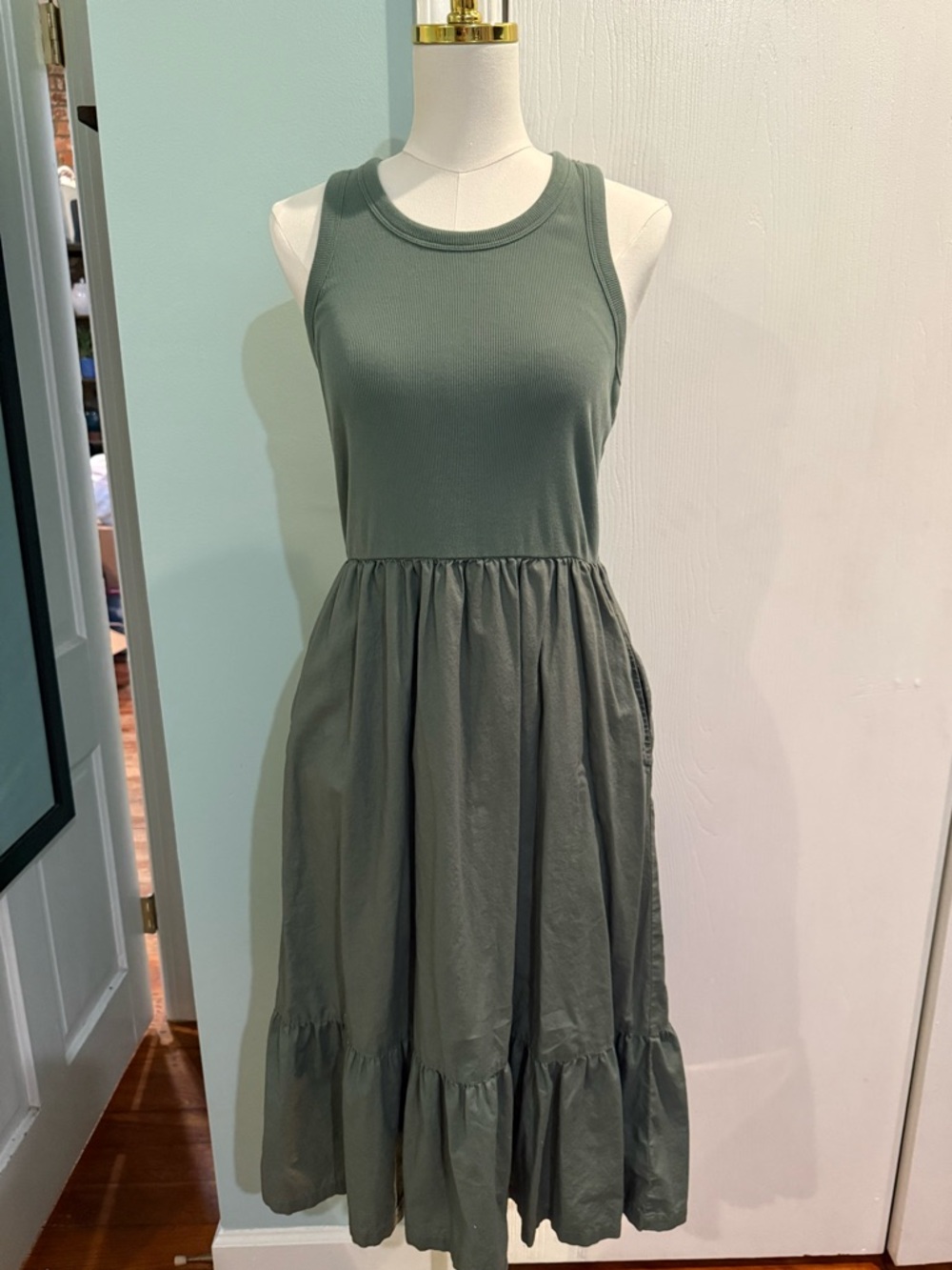 GAP Olive Green Sleeveless Tiered Twofer Midi Dress with Pockets